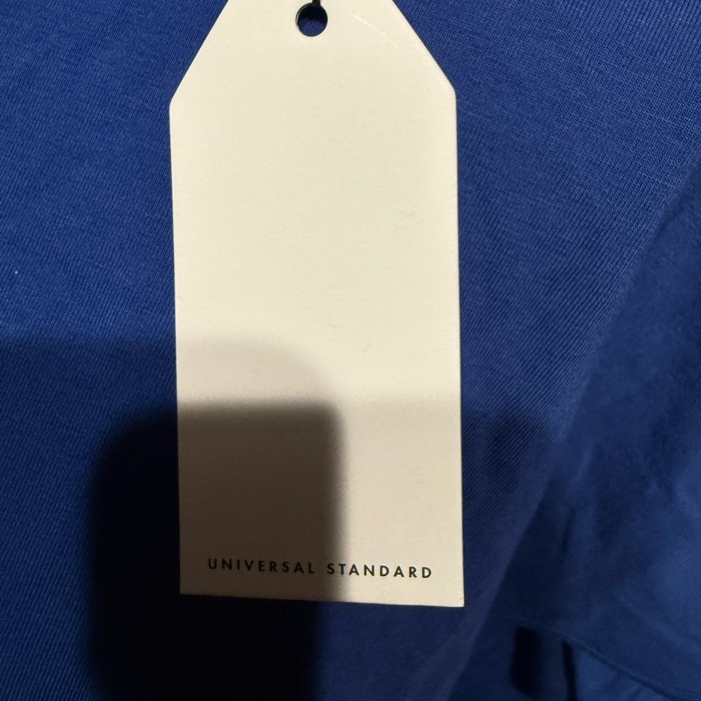 Universal Standard Geneva Dress - Picture 9 of 9